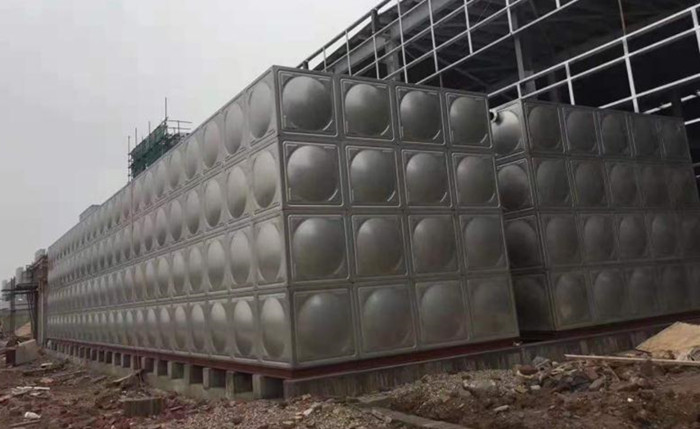 我們為什么選擇不銹鋼水箱？